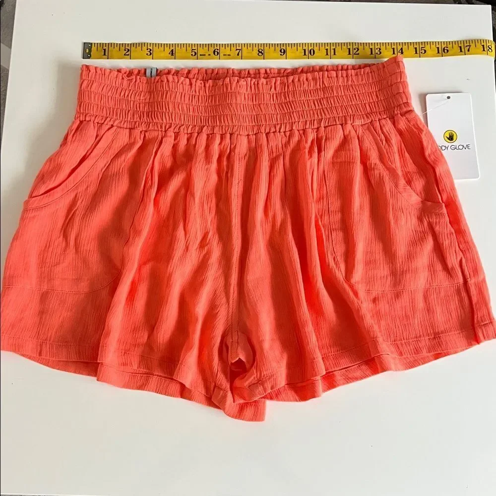 Body Glove Women’s Peach Color Cover Up Shorts - Picture 4 of 7